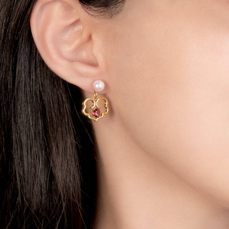 The Timeless Blessings Earrings - 18kt Yellow Gold with Spessartite Garnet